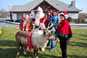 Read more about the article Around Town Dec. 6