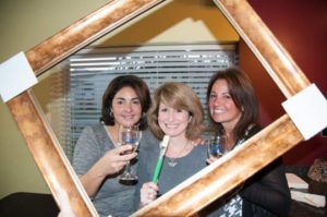 Read more about the article Wine and paint at Pinot’s Palette