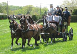 Read more about the article Big hats and big purses win the day