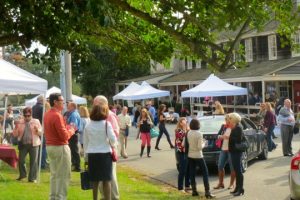 Read more about the article At wine festival, drink grapes to crush cancer