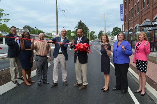 You are currently viewing Borough celebrates W. Cypress streetscape
