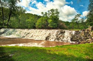 Read more about the article Photo of the Week: Sunny Falls