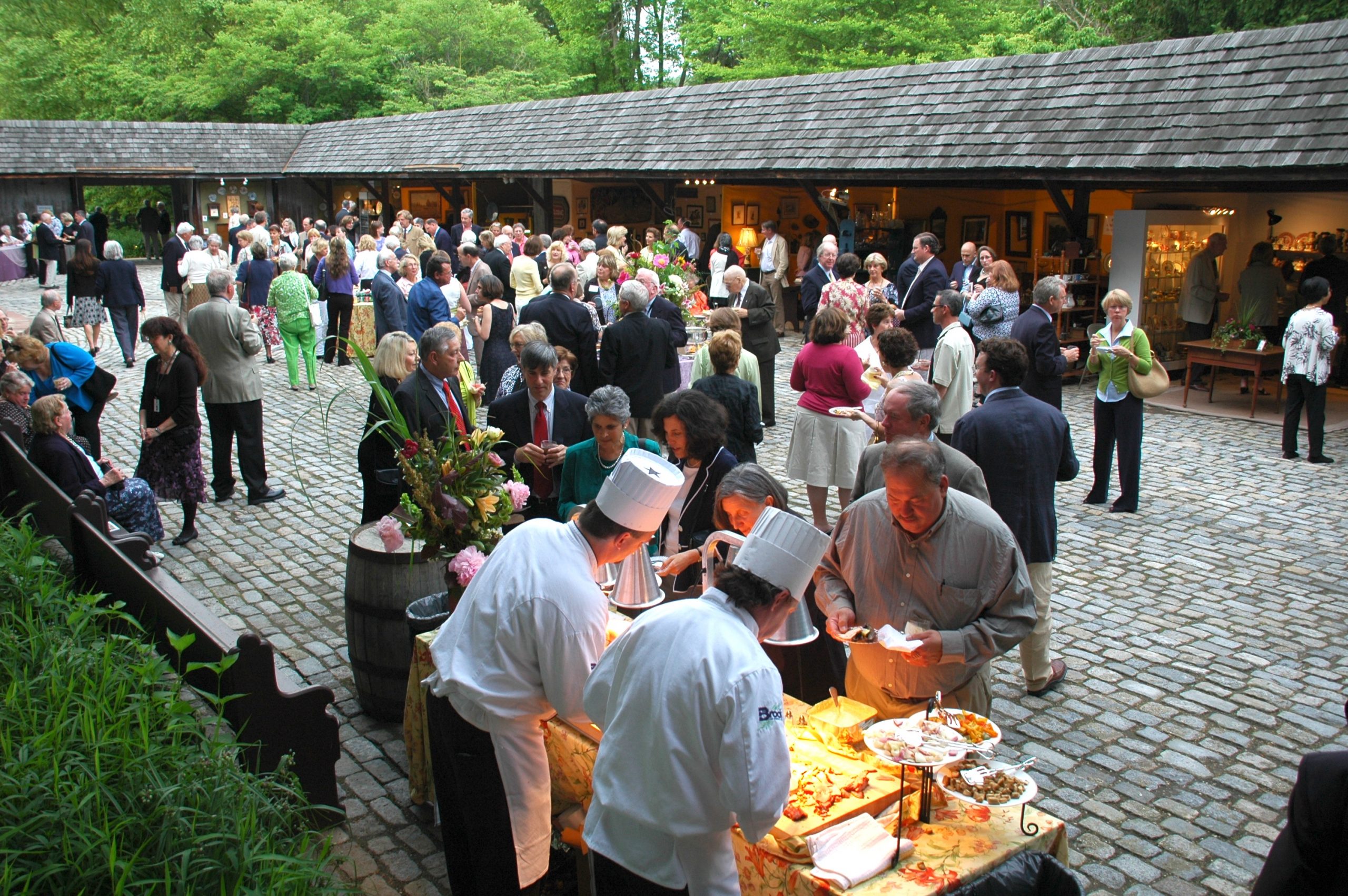 You are currently viewing Crowds fill museum during annual Antique Show