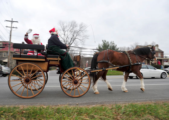 You are currently viewing Scene Around Town Dec. 22